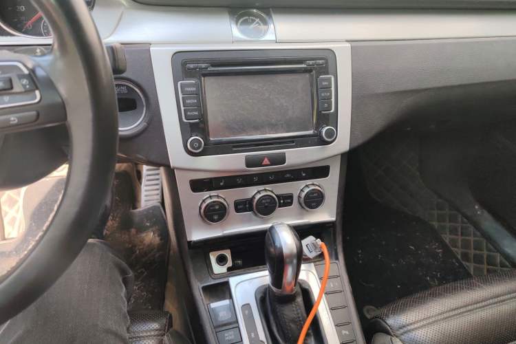 Used Volkswagen CC 2013 2.0 TSI Ultimate Model Audio And AC Panel
