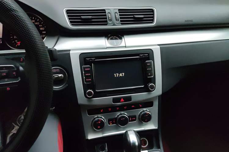 Used Volkswagen CC 2013 1.8TSI Luxury Model Audio And AC Panel