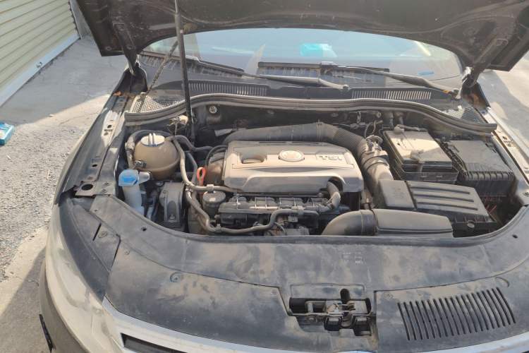 Used Volkswagen CC 2013 2.0 TSI Ultimate Model Engine Bay Right