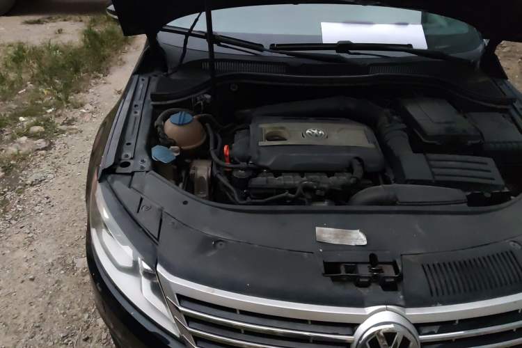 Used Volkswagen CC 2013 1.8TSI Luxury Model Engine Bay Right