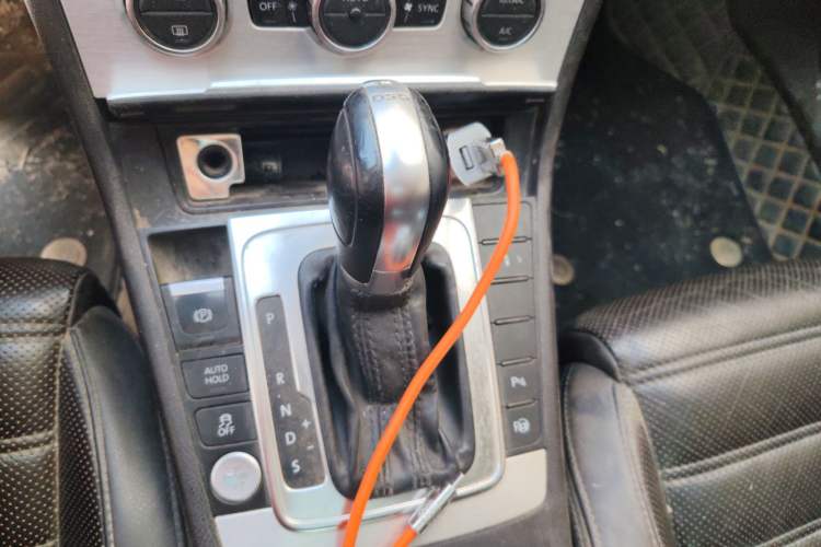 Used Volkswagen CC 2013 2.0 TSI Ultimate Model Gear Lever