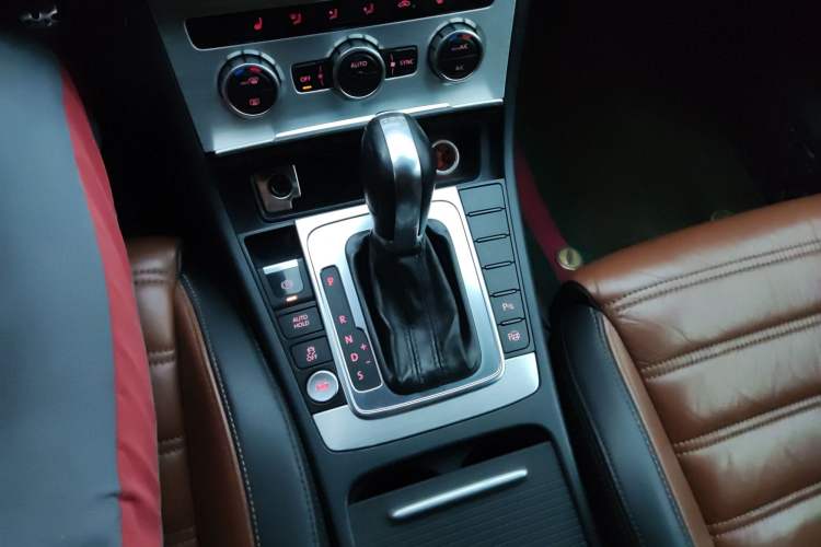 Used Volkswagen CC 2013 1.8TSI Luxury Model Gear Lever