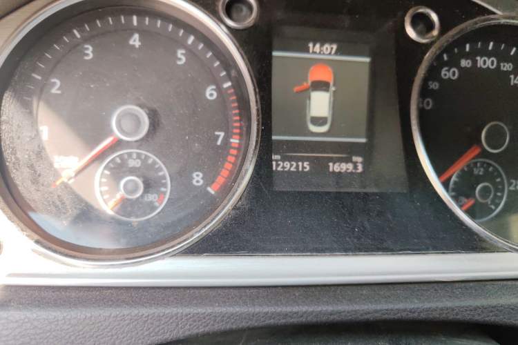Used Volkswagen CC 2013 2.0 TSI Ultimate Model Odometer Close Up
