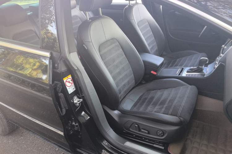 Used Volkswagen CC 2013 1.8TSI Luxury Model Right Front Seat
