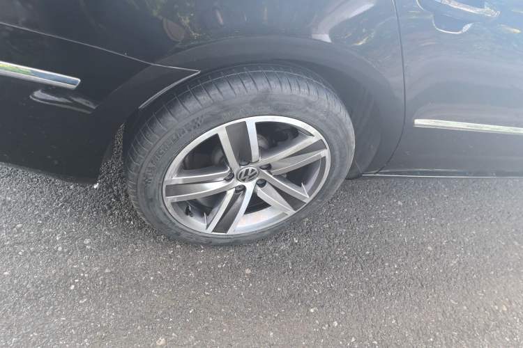 Used Volkswagen CC 2013 1.8TSI Luxury Model Right Rear Wheel Hub