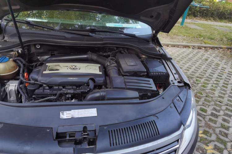 Used Volkswagen CC 2013 2.0 TSI Luxury Model Engine Bay Left