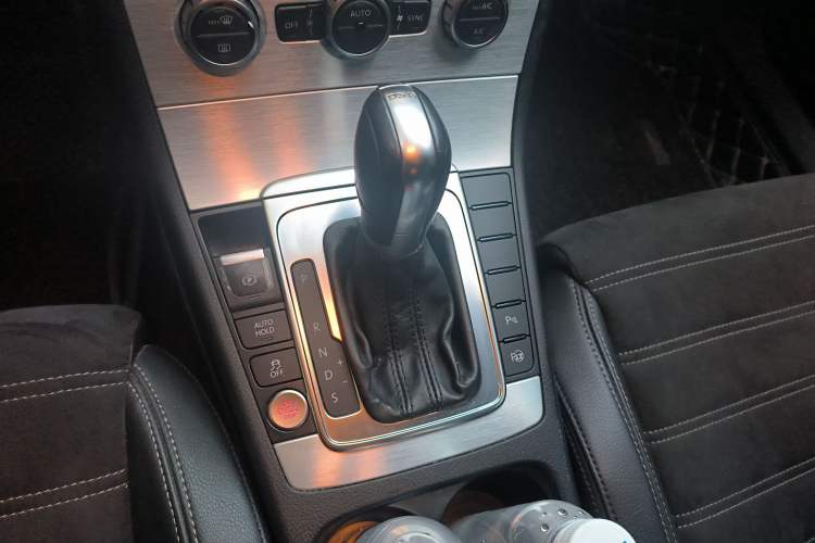 Used Volkswagen CC 2013 2.0 TSI Luxury Model Gear Lever