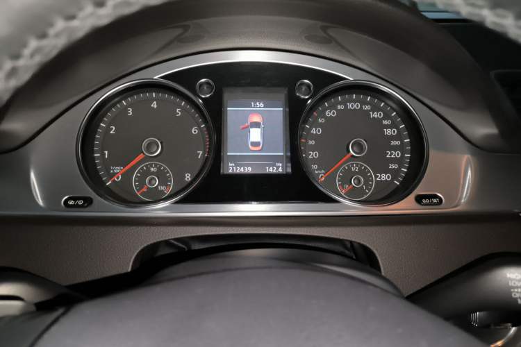 Used Volkswagen CC 2013 2.0 TSI Ultimate Model Odometer Close Up