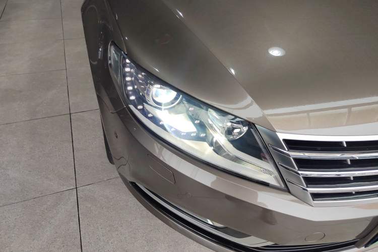 Used Volkswagen CC 2013 2.0 TSI Ultimate Model Right Front Headlight