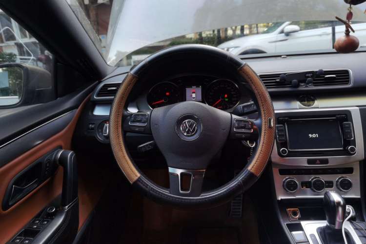 Used Volkswagen CC 2013 2.0 TSI Luxury Model Steering Wheel