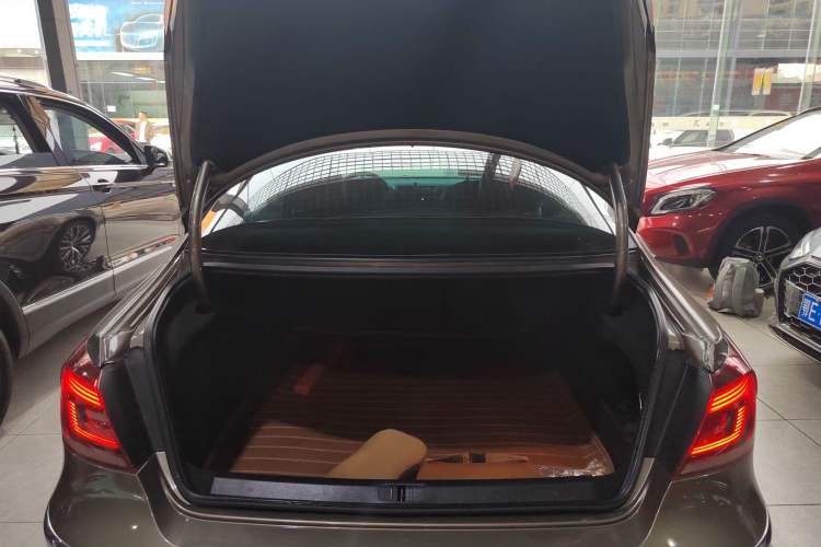 Used Volkswagen CC 2013 2.0 TSI Ultimate Model Trunk