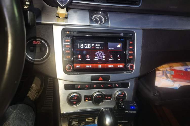 Used Volkswagen CC 2013 2.0 TSI Ultimate Model Audio And AC Panel