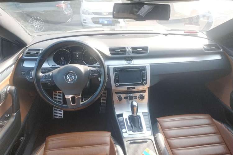 Used Volkswagen CC 2013 1.8TSI Luxury Model Center Console