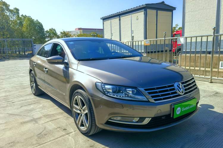 Used Volkswagen CC 2013 2.0 TSI Luxury Model Front Right 45 Deg