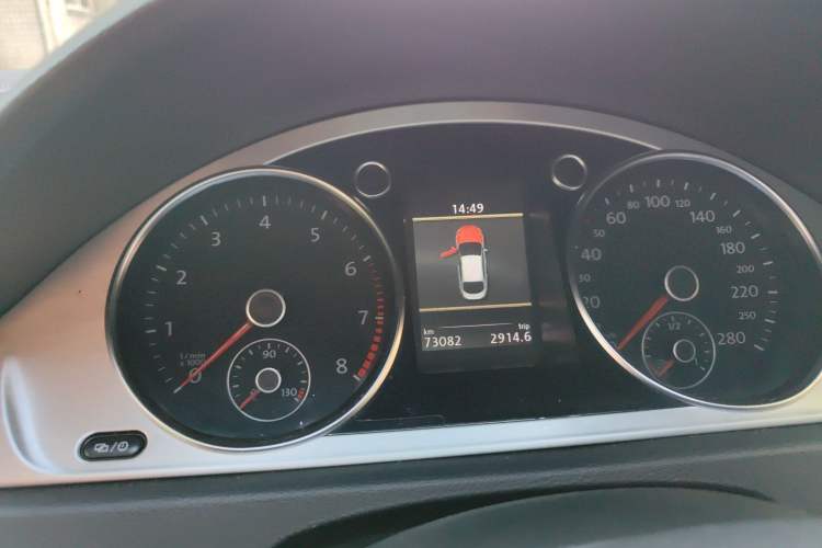 Used Volkswagen CC 2013 2.0 TSI Luxury Model Instrument Cluster