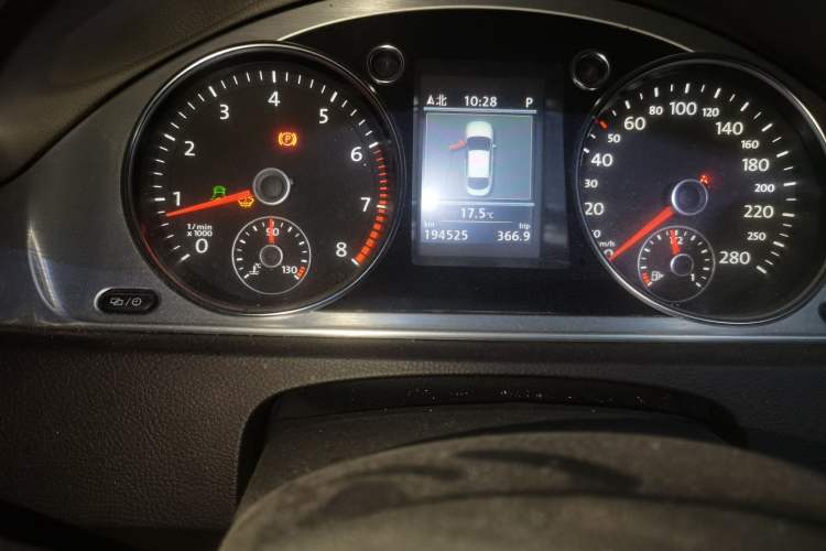 Used Volkswagen CC 2013 2.0 TSI Ultimate Model Odometer Close Up