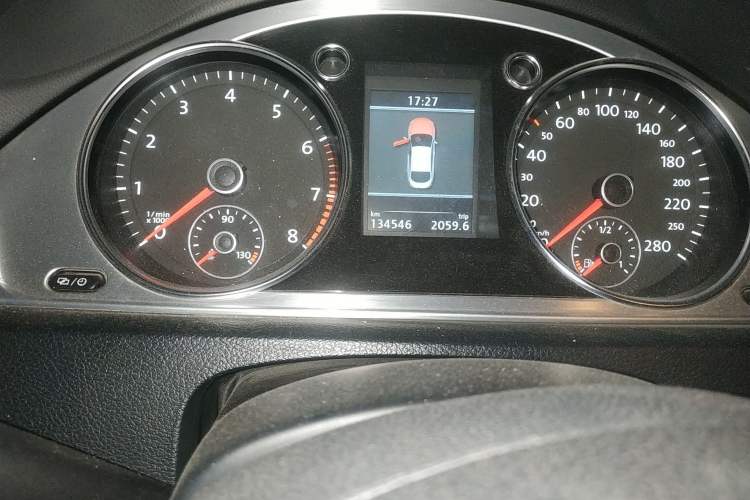 Used Volkswagen CC 2013 2.0 TSI Ultimate Model Odometer Close Up
