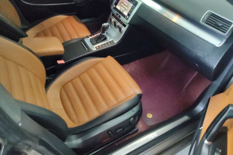 Used Volkswagen CC 2013 2.0 TSI Ultimate Model Right Front Seat
