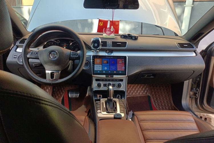 Used Volkswagen CC 2013 1.8TSI Luxury Model Center Console