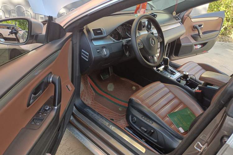 Used Volkswagen CC 2013 1.8TSI Luxury Model Driver Seat