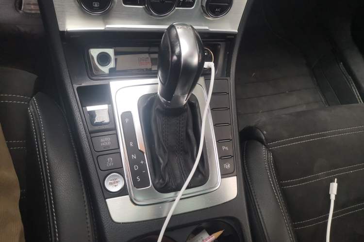 Used Volkswagen CC 2013 1.8TSI Luxury Model Gear Lever
