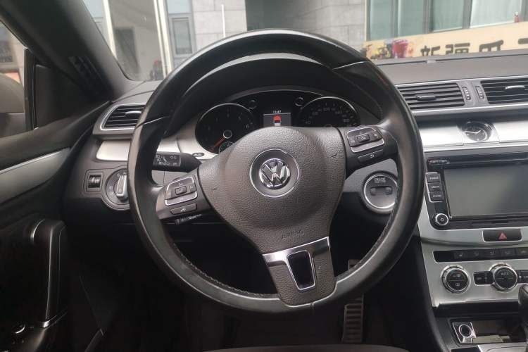 Used Volkswagen CC 2013 1.8TSI Luxury Model Steering Wheel