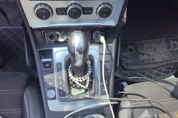Used Volkswagen CC  Gear Lever