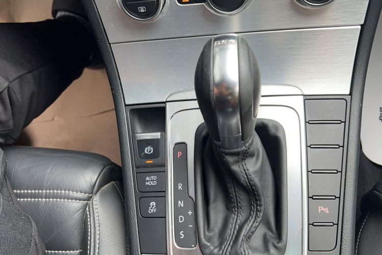 Used Volkswagen CC 2013 1.8TSI Prestige Model Gear Lever