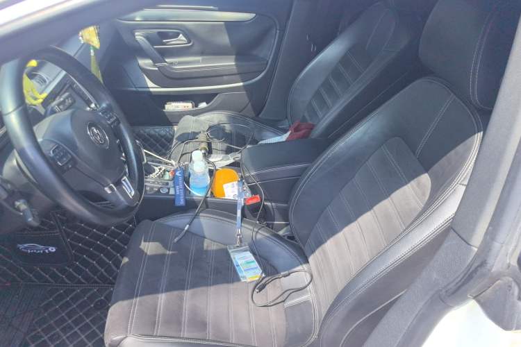 Used Volkswagen CC  Left Front Seat