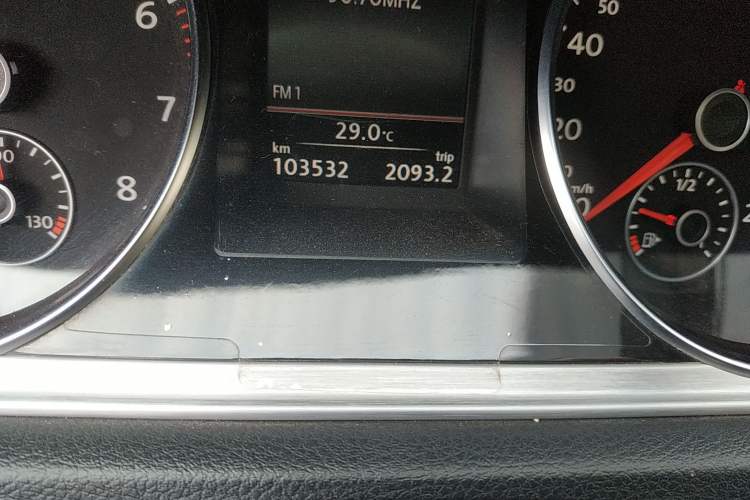 Used Volkswagen CC 2013 1.8TSI Luxury Model Odometer Close Up