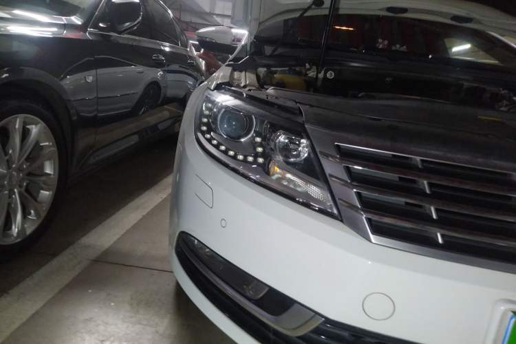Used Volkswagen CC 2013 2.0 TSI Luxury Model Right Front Headlight