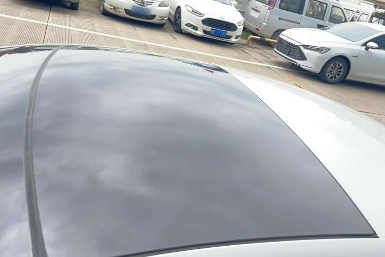 Used Volkswagen CC 2013 1.8TSI Prestige Model Roof