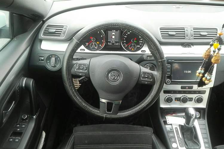 Used Volkswagen CC 2013 1.8TSI Luxury Model Steering Wheel