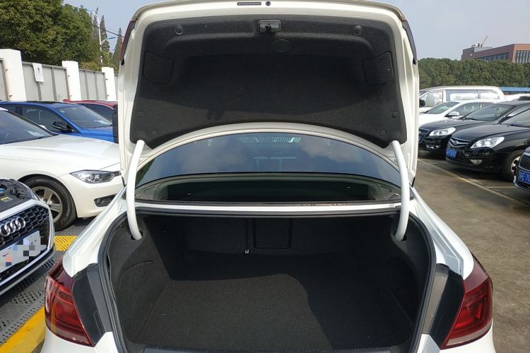 Used Volkswagen CC 2013 3.0 FSI V6 Trunk