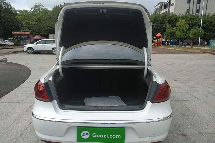 Used Volkswagen CC 2013 1.8TSI Luxury Model Trunk