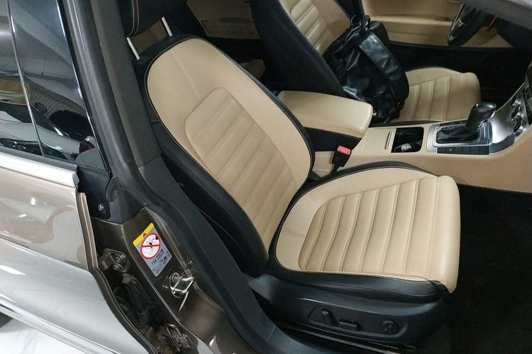 Used Volkswagen CC 2013 1.8TSI Prestige Model Right Front Seat