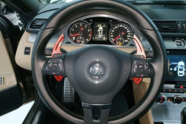 Used Volkswagen CC 2013 1.8TSI Prestige Model Steering Wheel