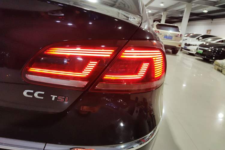 Used Volkswagen CC 2015 1.8TSI Luxury Model Right Rear Taillight
