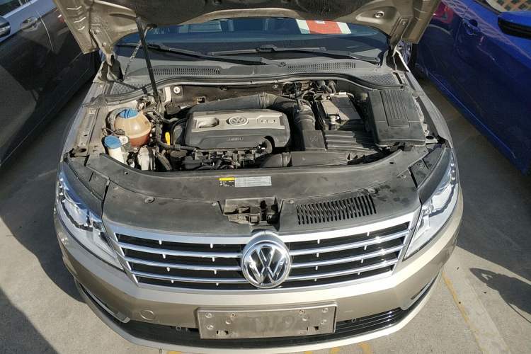 Used Volkswagen CC 2015 1.8TSI Prestige Model Engine Bay
