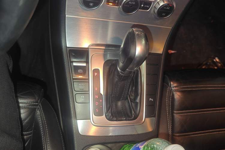 Used Volkswagen CC 2015 1.8TSI Prestige Model Gear Lever