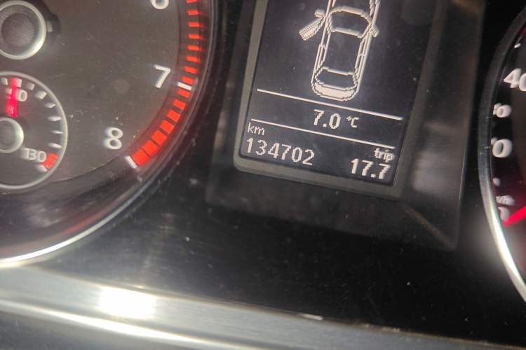 Used Volkswagen CC 2015 1.8TSI Prestige Model Odometer Close Up