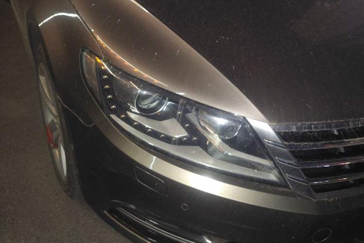 Used Volkswagen CC 2015 1.8TSI Prestige Model Right Front Headlight