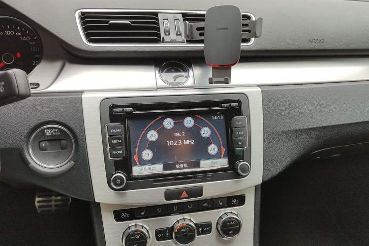 Used Volkswagen CC 2015 1.8TSI Luxury Model Audio And AC Panel