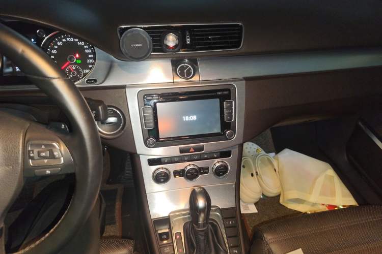 Used Volkswagen CC 2015 2.0 TSI Ultimate Model Audio And AC Panel