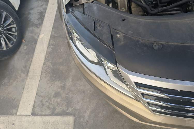 Used Volkswagen CC 2015 2.0 TSI Ultimate Model Right Front Headlight