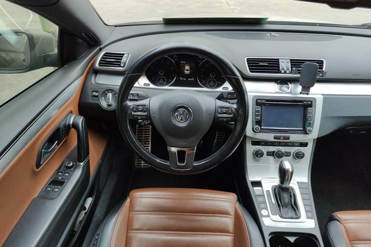 Used Volkswagen CC 2015 1.8TSI Luxury Model Steering Wheel