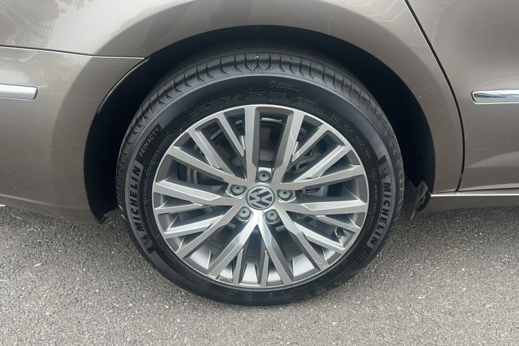 Used Volkswagen CC 2015 2.0 TSI Ultimate Model Right Rear Wheel Hub