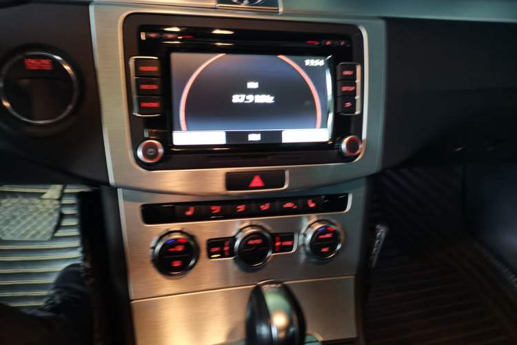 Used Volkswagen CC 2015 1.8TSI Luxury Model Audio And AC Panel