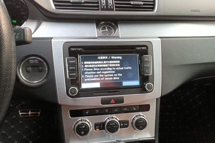 Used Volkswagen CC 2015 1.8TSI Luxury Model Audio And AC Panel