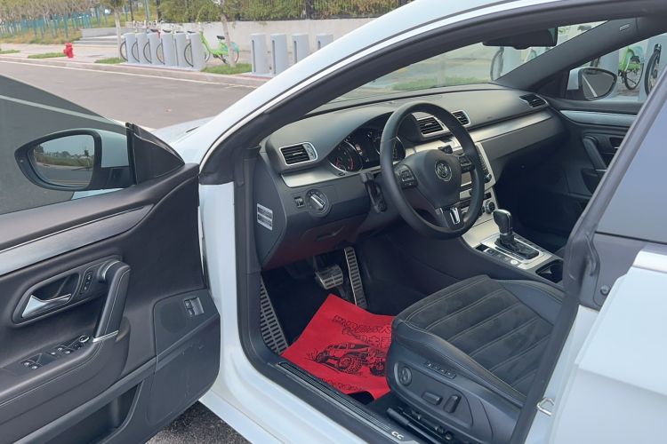Used Volkswagen CC 2015 1.8TSI Luxury Model Driver Seat